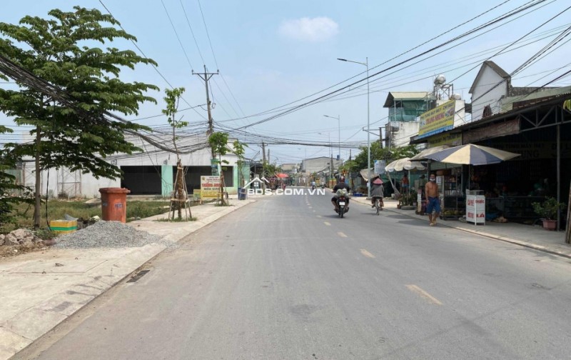 Cần sang tay lô đất tại mặt tiền đường mặt tiền đường Trần Hưng Đạo, TT Lạc Tánh, Huyện Tánh Linh, tỉnh Bình Thuận.